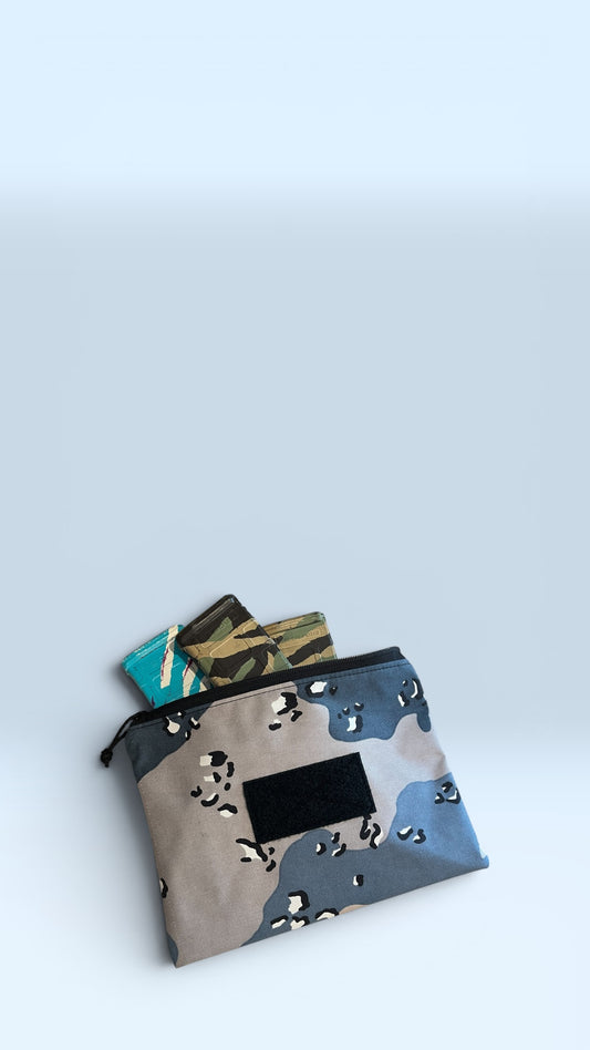 Saudi Six Color Mag Bag